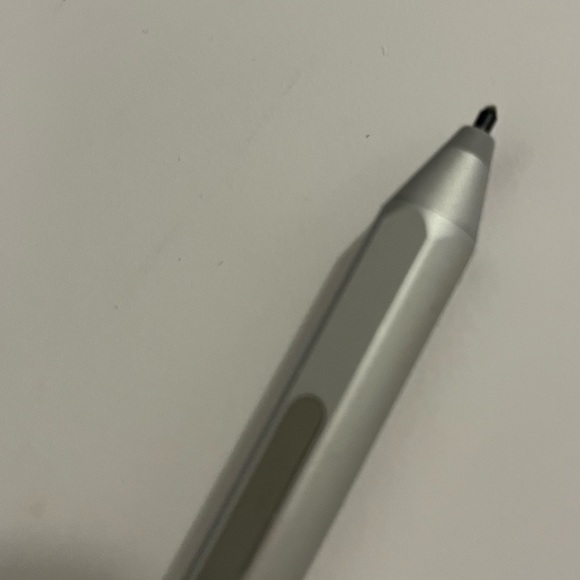 Microsoft Surface Pen brand new never used - Picture 3 of 8